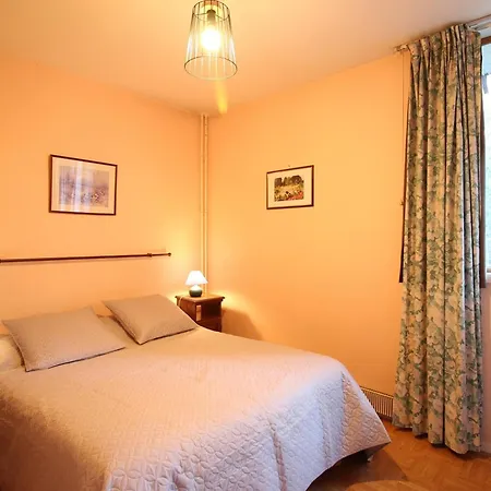 Mont-dore : T2 Avec Balcon, Parking, Wifi - Fr-1-608-130 Apartment